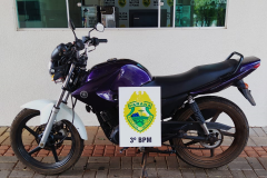 No Sudoeste do estado, PM encaminha adolescente e recupera uma motocicleta e um carro