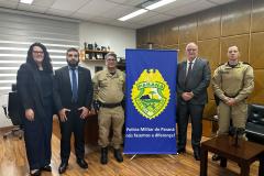Comandante-Geral da PMPR recebe visita de cortesia de membros da OAB