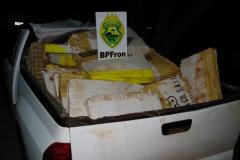Quase 1 tonelada de maconha é retirada de circulação em uma operação conjunta do BPFron e do BPAmb-FV no Oeste do Paraná