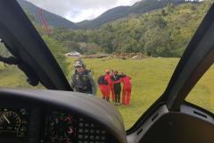BPMOA e Corpo de Bombeiros resgatam montanhista do Pico do Camapuã, na RMC