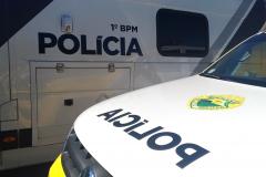 Homem suspeito de envolvimento em roubo é preso pela PM em Ponta Grossa (PR)


