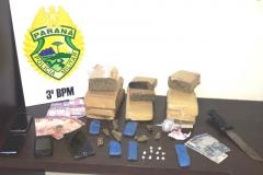 Polícia Militar apreende 7 kg de maconha e 14 pedras de crack durante abordagem em Pato Branco, região Sudeste do estado