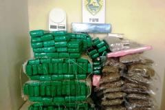 PM apreende mais de 200 quilos de maconha e encaminha três homens em Ponta Grossa (PR)