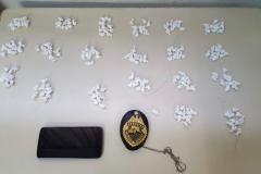 Policiais militares recuperam celular e na mesma ocorrência apreendem mais de 200 invólucros de cocaína em Curitiba