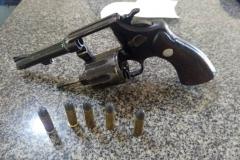 Policiais militares da ROTAM apreendem máquinas de aposta e revólver em Capitão Leônidas Marques, Oeste do Paraná 
