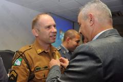 Cabo da PM do Paraná recebe medalha da ONU em São Paulo por salvar vida de homem no litoral paranaense em 2015