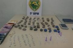 Jovem é preso ao ser flagrado com drogas no Jardim Industrial, em Londrina (PR)
