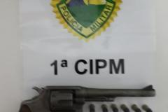 Arma de fogo e maconha são apreendidos pela PM em Campo do Tenente (PR), no Sudeste do estado
