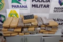 Em Cascavel, PM retira quase 80 quilos de maconha de circulação e prende quatro pessoas em situações distintas