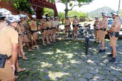 Matinhos, 15 de janeiro de 2019. Operação Verão 2018/2019 - Policia promoe nivelamento de patrulhamento com bicicletas.