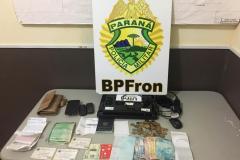 Contrabandos são apreendidos em depósito por policiais militares do BPFron no Oeste do estado