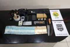 Drogas e objetos de procedência duvidosa são apreendidos pela PM de Guarapuava (PR) e suspeito é encaminhado 