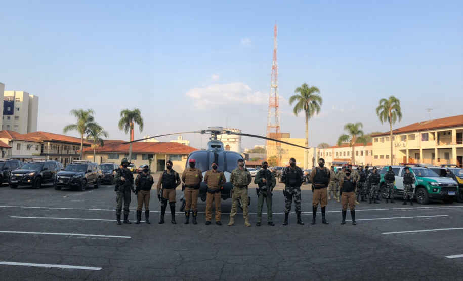 Operação da PM na Capital e RMC na sexta e sábado prende 32 pessoas e apreende drogas; foragido por homicídio foi preso