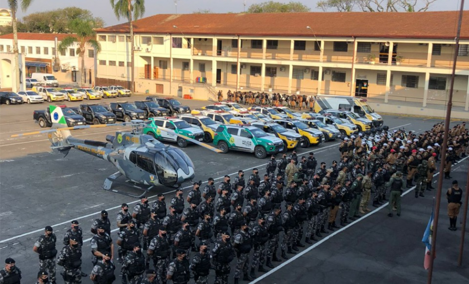 Operação da PM na Capital e RMC na sexta e sábado prende 32 pessoas e apreende drogas; foragido por homicídio foi preso