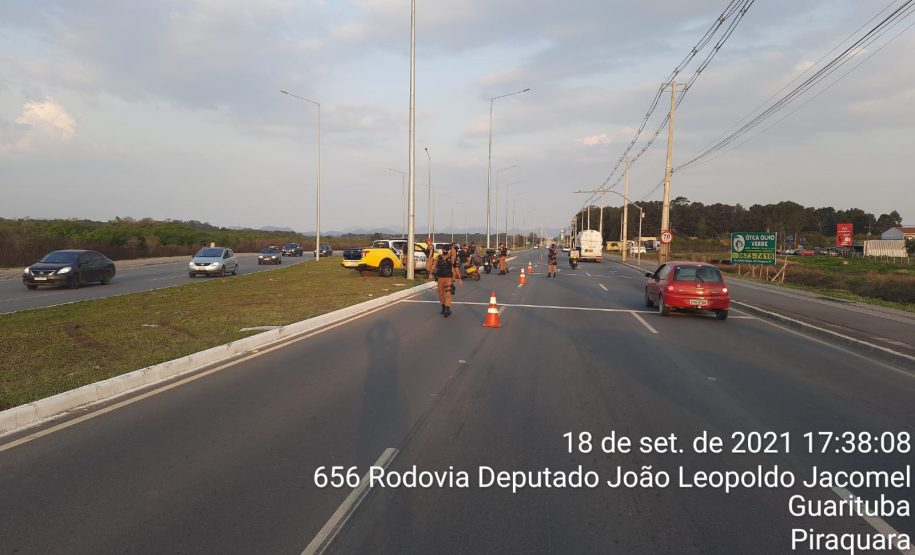 Operação da PM na Capital e RMC na sexta e sábado prende 32 pessoas e apreende drogas; foragido por homicídio foi preso