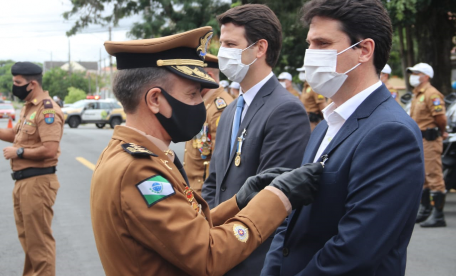Batalhão de Trânsito completa 70 anos e recebe 45 novas motocicletas durante solenidade em Curitiba